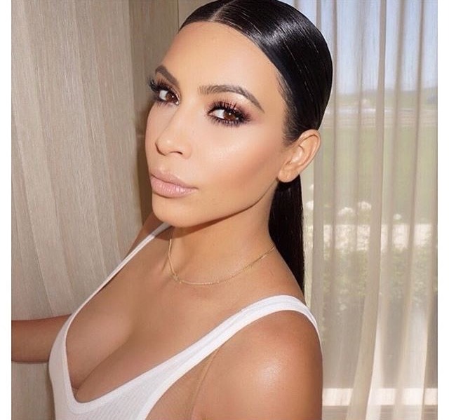 Kim kardashian contour