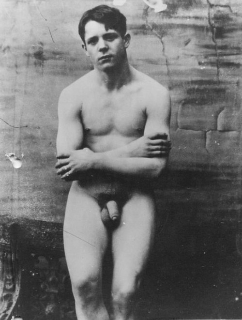 studsnpuds:  tripnight:  good vintage   vintage foreskin
