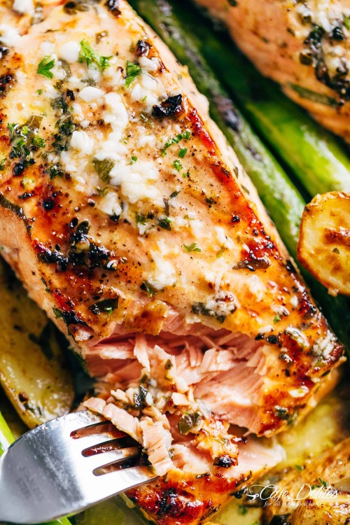 foodffs:Garlic Butter Baked SalmonReally nice recipes. Every hour.Show me what you cooked!