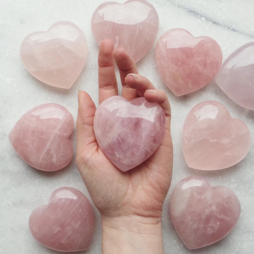 mineralcanvas:rose quartz shaped as hearts (thecolourfuldot) 