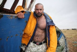 davebear9a:  Bald guy in orange jacket 