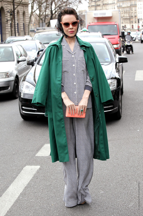 ulyanastreetgame:Ulyana Sergeenko attending the Stella McCartney Fall 2012 Ready-To-Wear show during