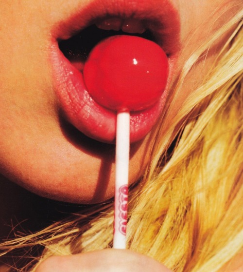 getsuswet:  Yessss oral fixation collage ♥ Hazel