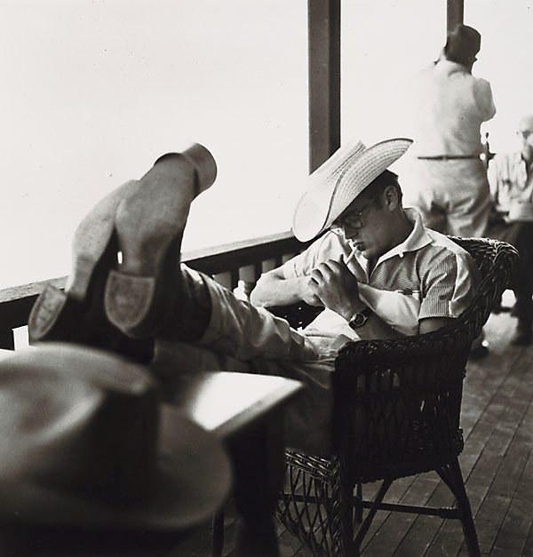 jimmylives:  James Dean as captured by Sid Avery, 1955. 
