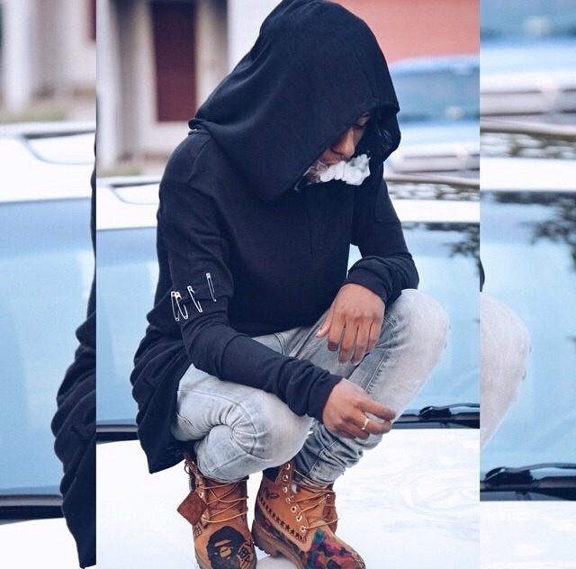 90skiddsolotoowild:  blackhoodfashionking:  camsatta:  Shot by foolycoolylikethisss