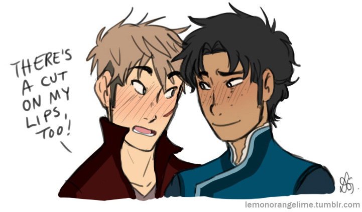 lemonorangelime:  More snk/avatar AU where Marco uses his healing waterbender powers