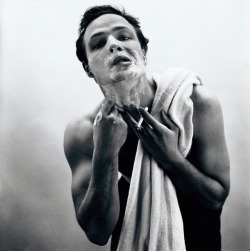 oldhollywoodcinema:  Remembering Marlon Brando on his birthday ❤️“The only reason I’m in Hollywood is that I don’t have the moral courage to refuse the money.”Photograph taken by Richard Avedon (1951)