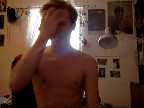 i-pomegranate:  I have to teach an Aquatic Fitness class and my sweaty ass hair is