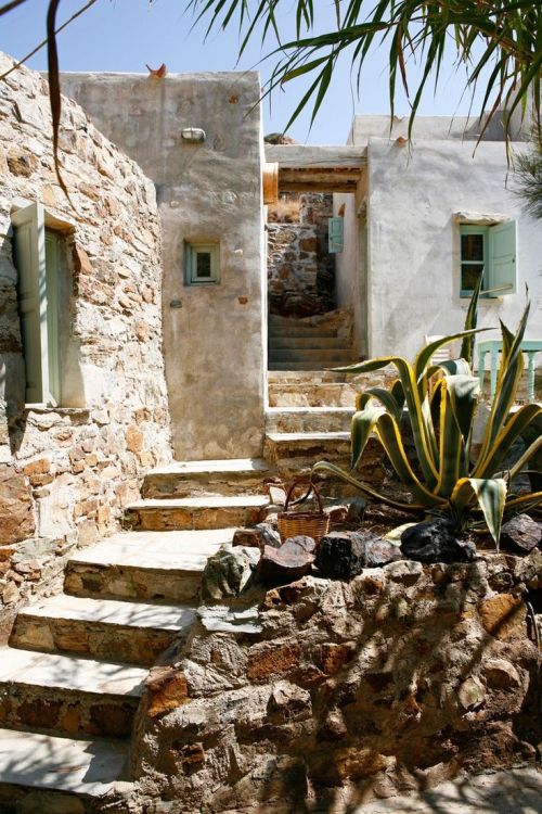 mediterraneanfeel:country house in Serifos Island/ Aegean Sea, Greece
