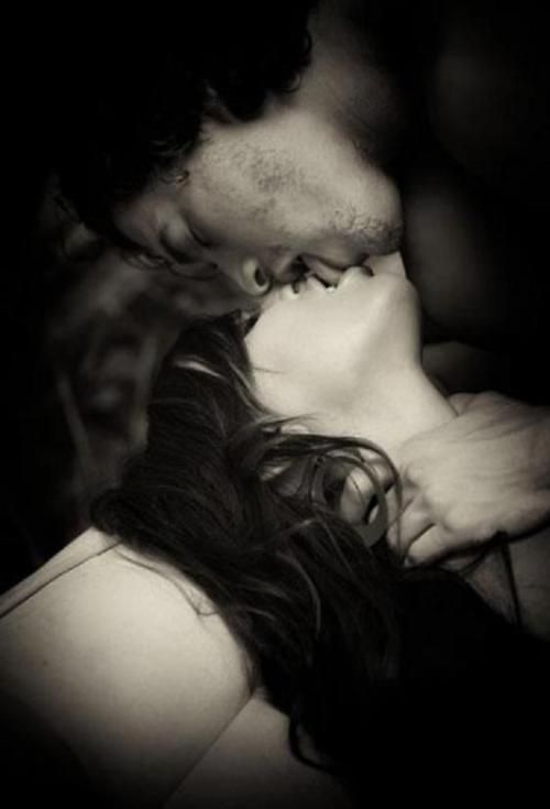 alibabe48:dombruce2016:Goodnight beautiful&hellip;.💜Always kiss me goodnight
