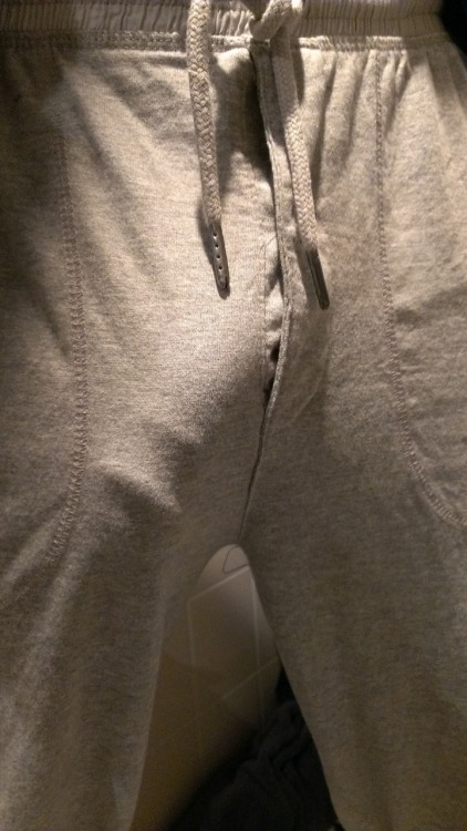 thickcutcock: Absolutely no hiding for a circumcised guy! Perfect