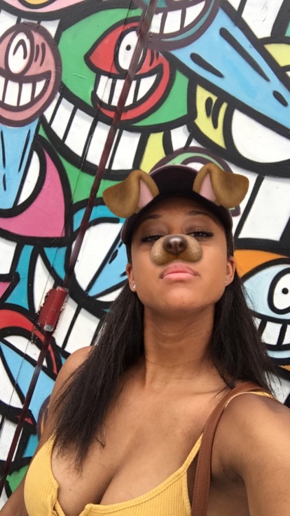 chynatownn:  HAPPY HAPPY BLACK OUT TO MY MELANIN GODS AND GODDESSES