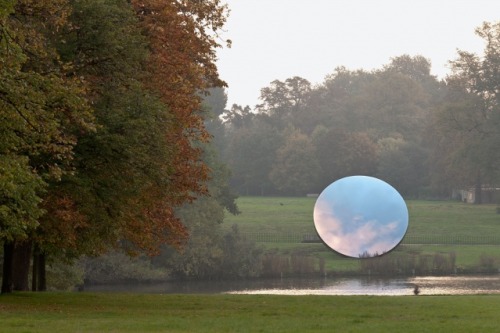 Sky Mirror (2010-2011)Anish Kapoor