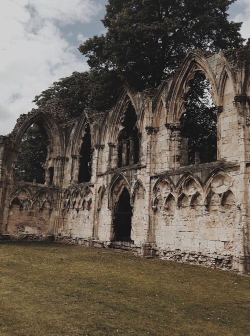 st mary&rsquo;s abbey, york.july 2020.