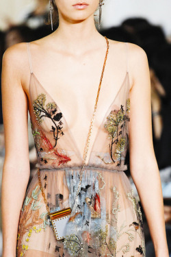 couture-details:Spring/Summer 2017 Valentino