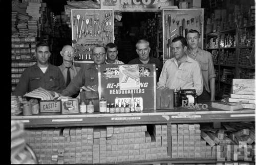 Paducah, Kentucky(Ralph Crane. 1952)