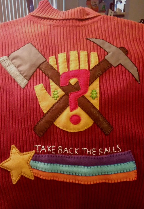 scribefindegil:IT’S DONE!!!Take Back The Falls sweater for the finale. Definitely the most com