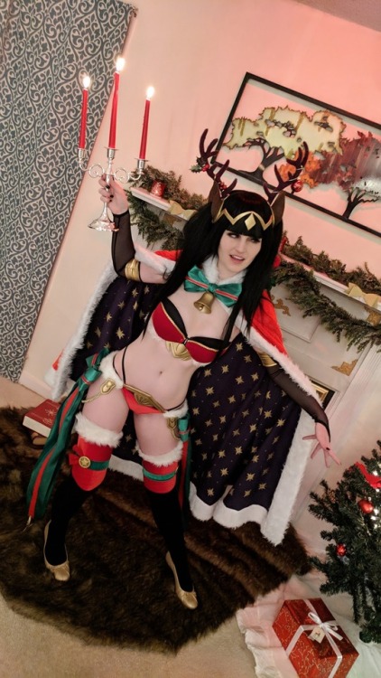 yashuntafun: Christmas Tharja from Fire Emblem HeroesI started working on this the instant the holid