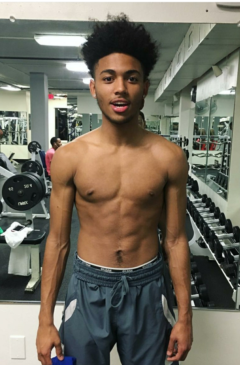 marc88jcob:  Dammm he fine af shittttt 💧💧👅😩