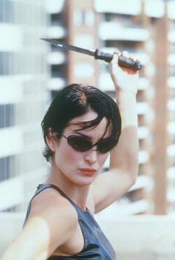 XXX menalez:Carrie-Anne Moss in The Matrix (1999) photo