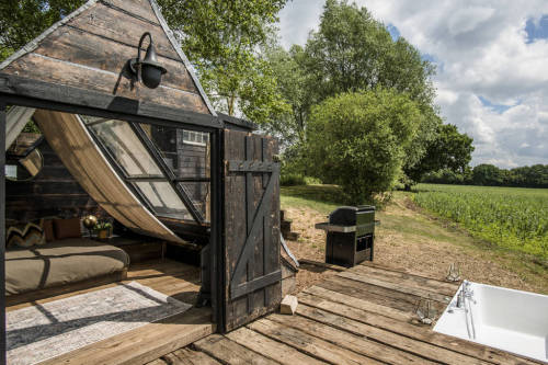 thenordroom: Rustic glamping in the English countryside THENORDROOM.COM - INSTAGRAM - PINTEREST - F