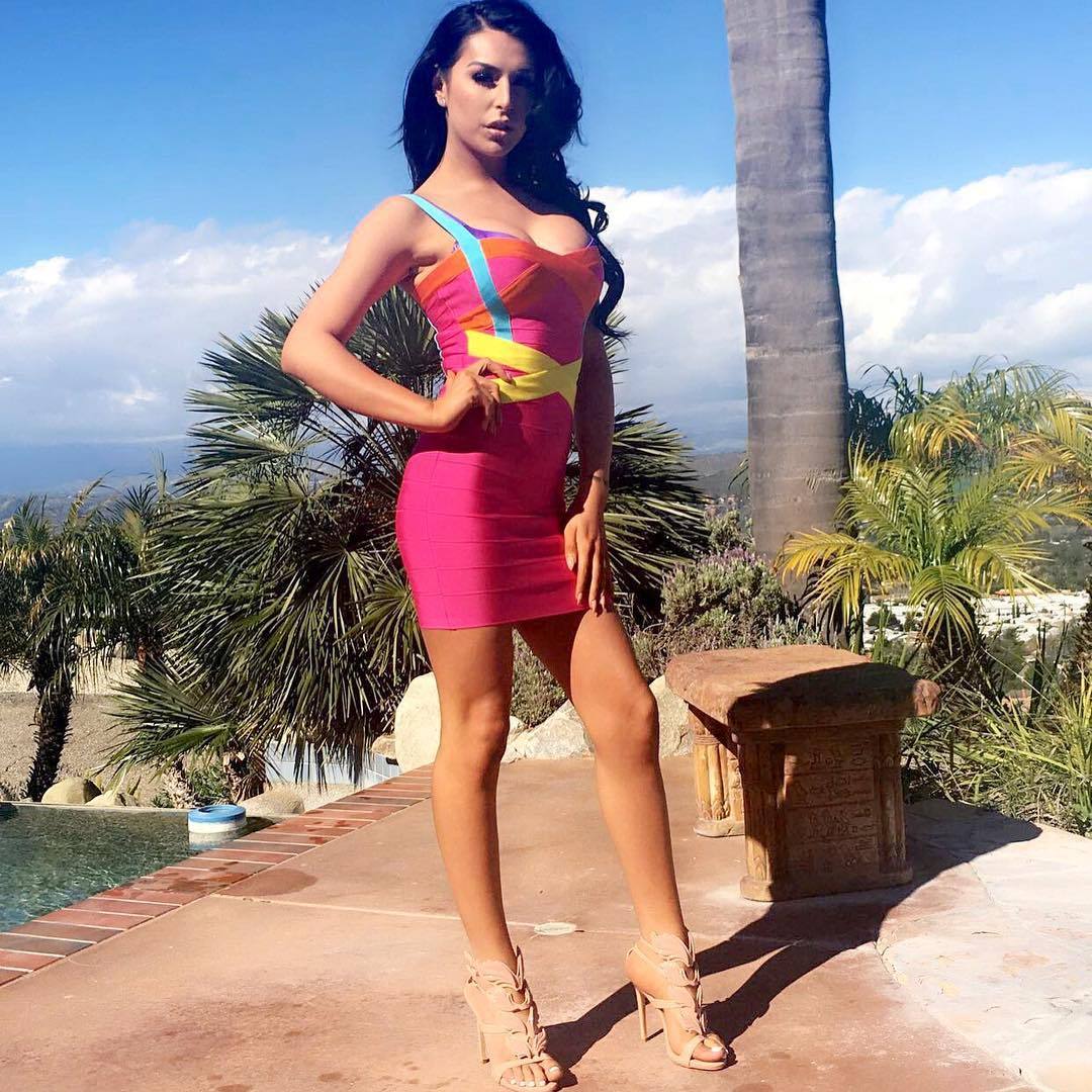 chanelsantinixoxoxo:  There isn’t a more feminine ‘girl with a cock’ than the