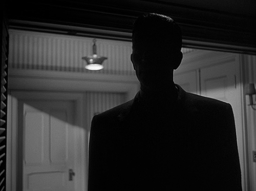 marypickfords:The Day the Earth Stood Still (Robert Wise, 1951)