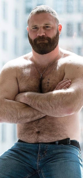 fhabhotdamncobs: biologybear1:  dutchbear74: adult photos