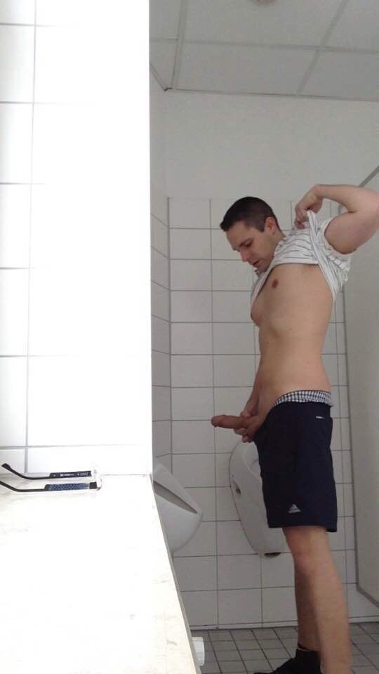 lockerroomguys: Some AMAZING pictures sent by a follower - would Iove to find him