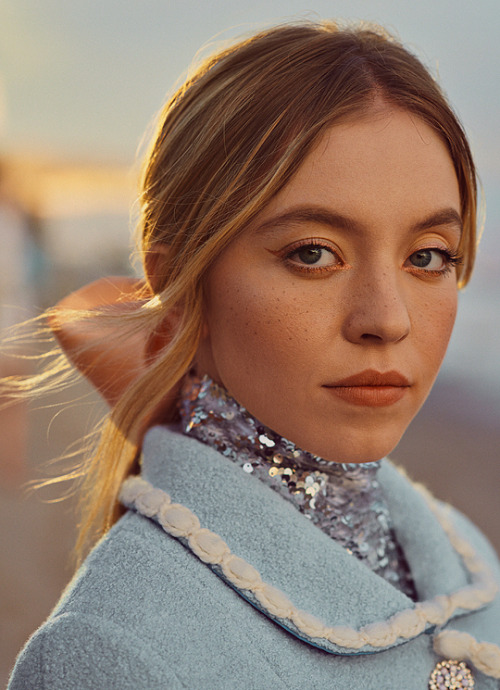 beallright:Sydney Sweeney photographed by Tiffany Nicholson for Elite Daily (2019)
