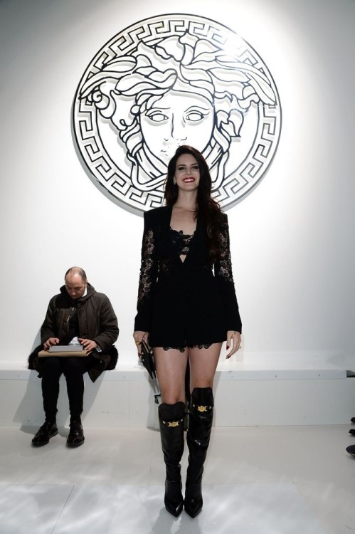 pinupgalore-lanadelrey:  Lana Del Rey x Versace 