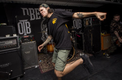 justgirlsandbands:  Expire | Photographer [x] 