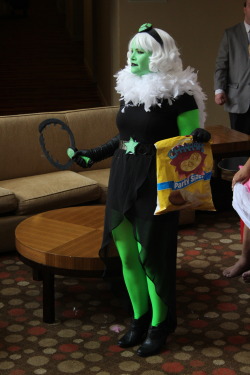 pouncingpanda:  Adorable centipeetle from Steven Universe @ Dragoncon by hyperfantastic!!~ 