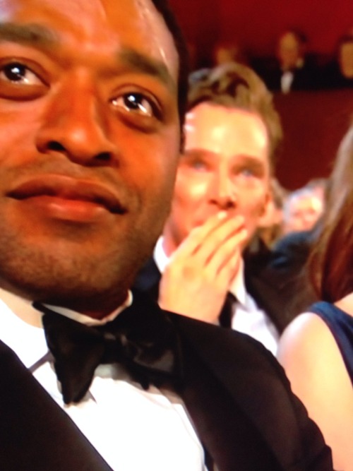 teamshercock: heidandseeking: HE IS CRYING ABOUT LUPITA WINNING SHUT UP NOTHING MATTERS ANYMORE aREE