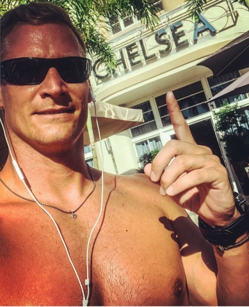 chettbro:USMC “Active Duty Daddy”