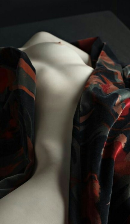 flatgurls:  beautiful-x-women:  Beautiful Women  ｡o♡