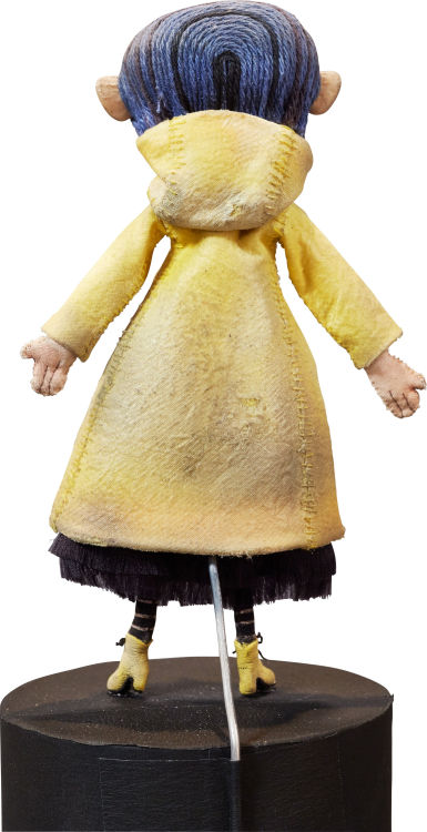 thebeldamsbuttons:  Coraline High-Res details shots » Coraline DollWith the HA Laika auctions up, some high-res model images have surfaced. Perfect for details & cosplay references! The rest are queued up, along withsome other Laika movie HQs too.