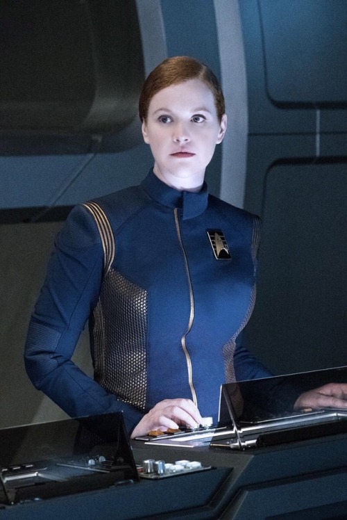 trekcore:NEW Discovery photos (2 of 2)