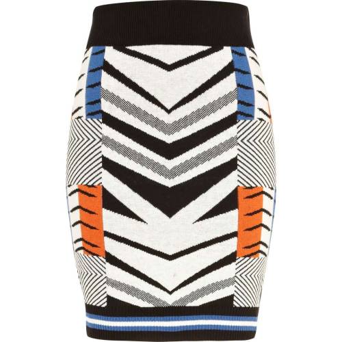 Cream geometric knitted tube skirtSearch for more Skirts by River Island on Wantering.