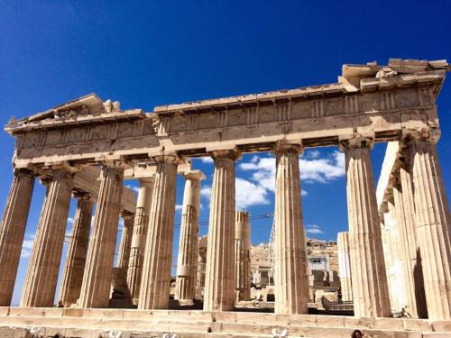 classical-beauty-of-the-past:Athens, The Acropolis