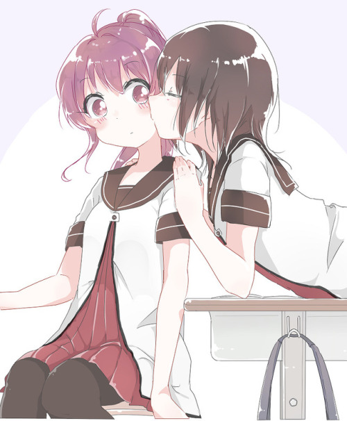 ✧･ﾟ: *✧ Cheek Kiss ✧ *:･ﾟ✧♡ Characters ♡ : Ayano Sugiura ♥ Yui Funami♢ Anime ♢ : Yuru Yuri☆ Source ☆