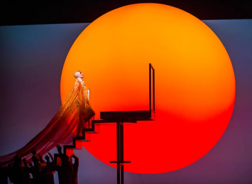 gnossienne:Philip Glass’s Akhnaten at the English National Opera (2019)