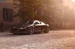 automotivated:  AUDI R8 V10 by jagarbosse on Flickr.