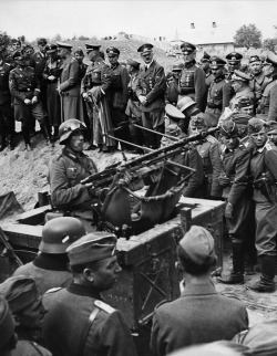 adolfi:  Hitler visiting the German army