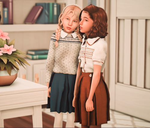 littletodds:Lookbook Larina & LaviniaLarinaNellie Dress @sims4lapetiteboutique  LinkTights @moon