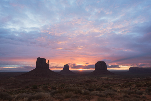 Sunrise in Monument Valley.