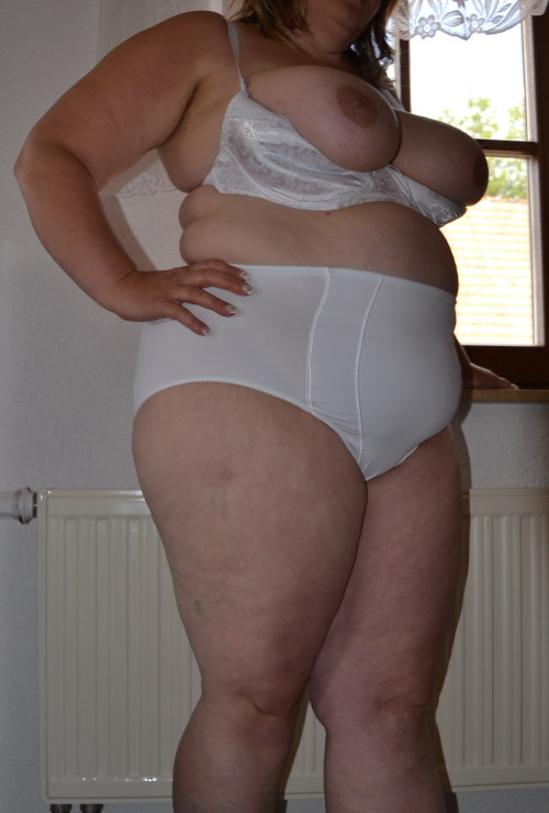 https://mature-ns.tumblr.com/post/151184712142