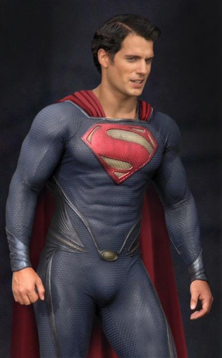  Henry Cavill - Hunk of Steel 