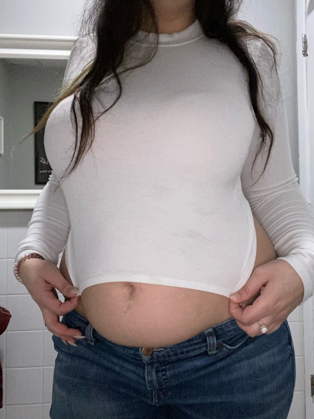 chunky-rose:An outfit my feeder will tell adult photos