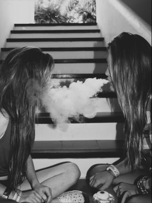 lovel-ylesbian:  🌸 
